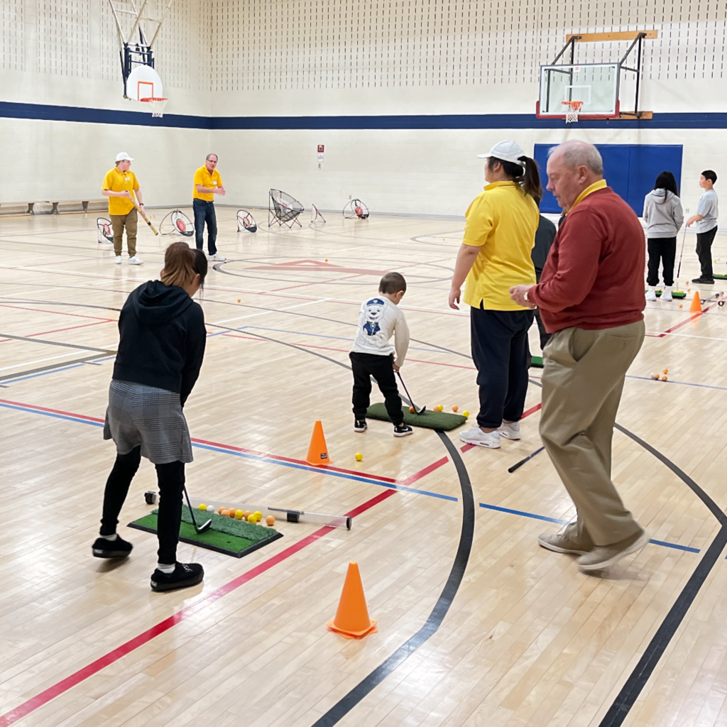 Kids at the Centre branch ymca in london ontario learning golf